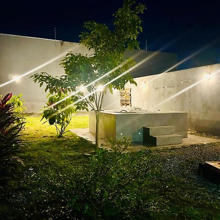 Casa Com Spa De Hidro Com Aquecedor A 700 Mts Do Centro Chapada dos Guimarães エクステリア 写真